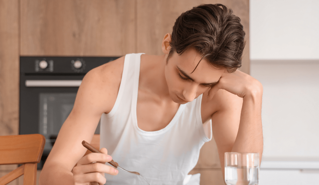 What Are the Early Eating Disorder Signs to Notice?