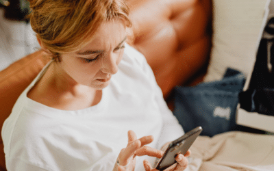Why Do I Panic When My Partner Doesn’t Text Back?